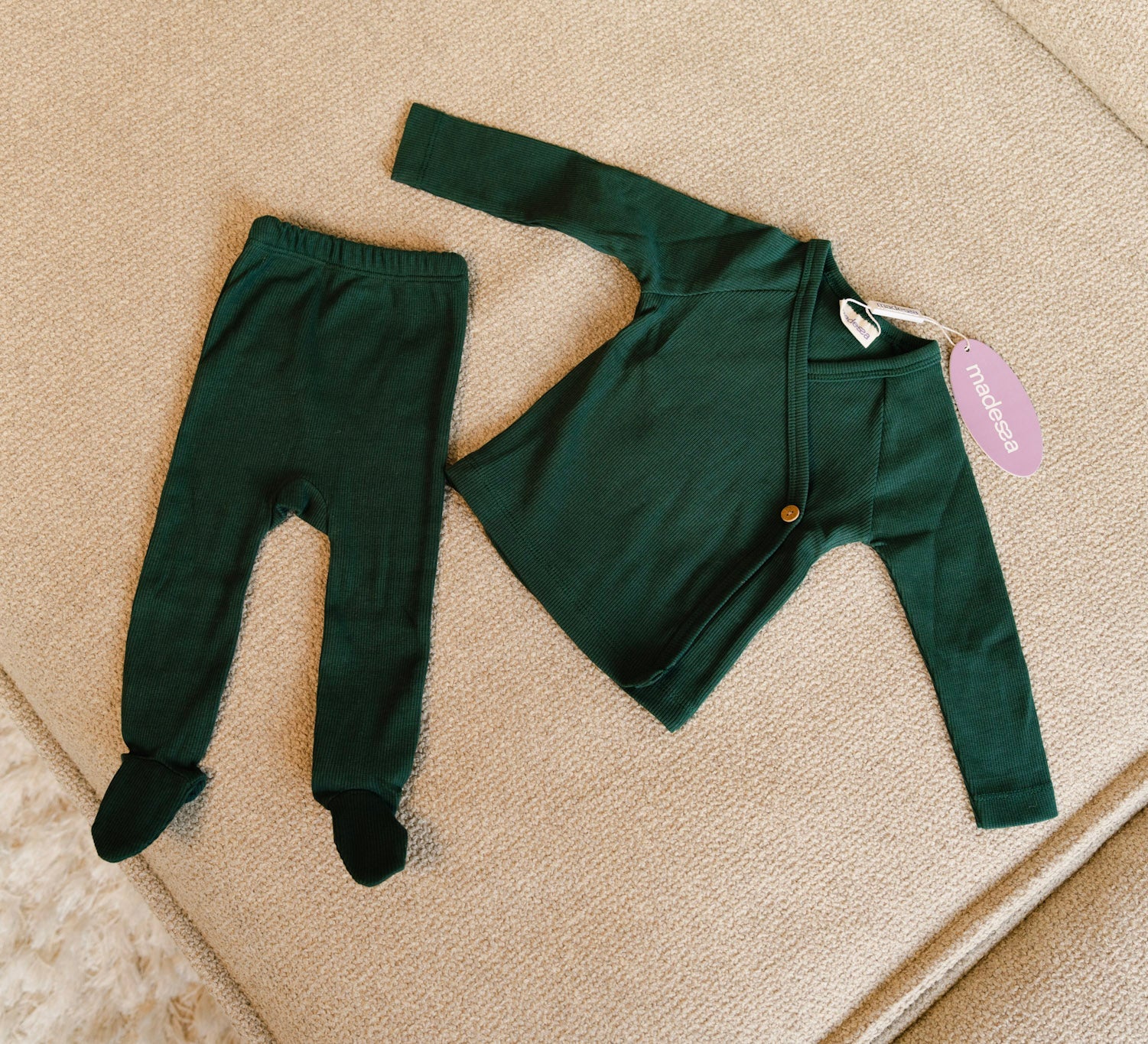 Christmas Essentials Wrap Set