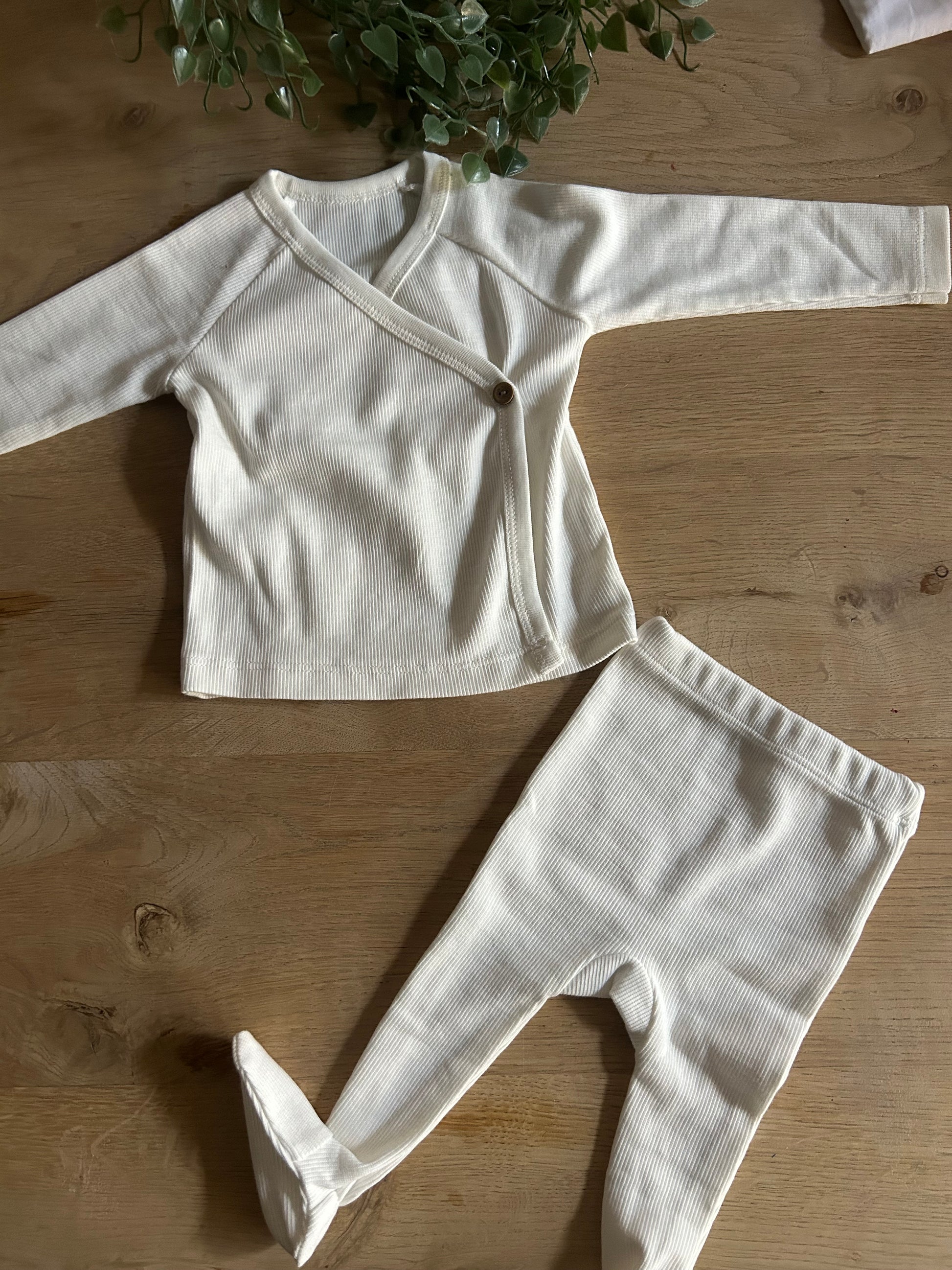 Soft Essentials Wrap Set